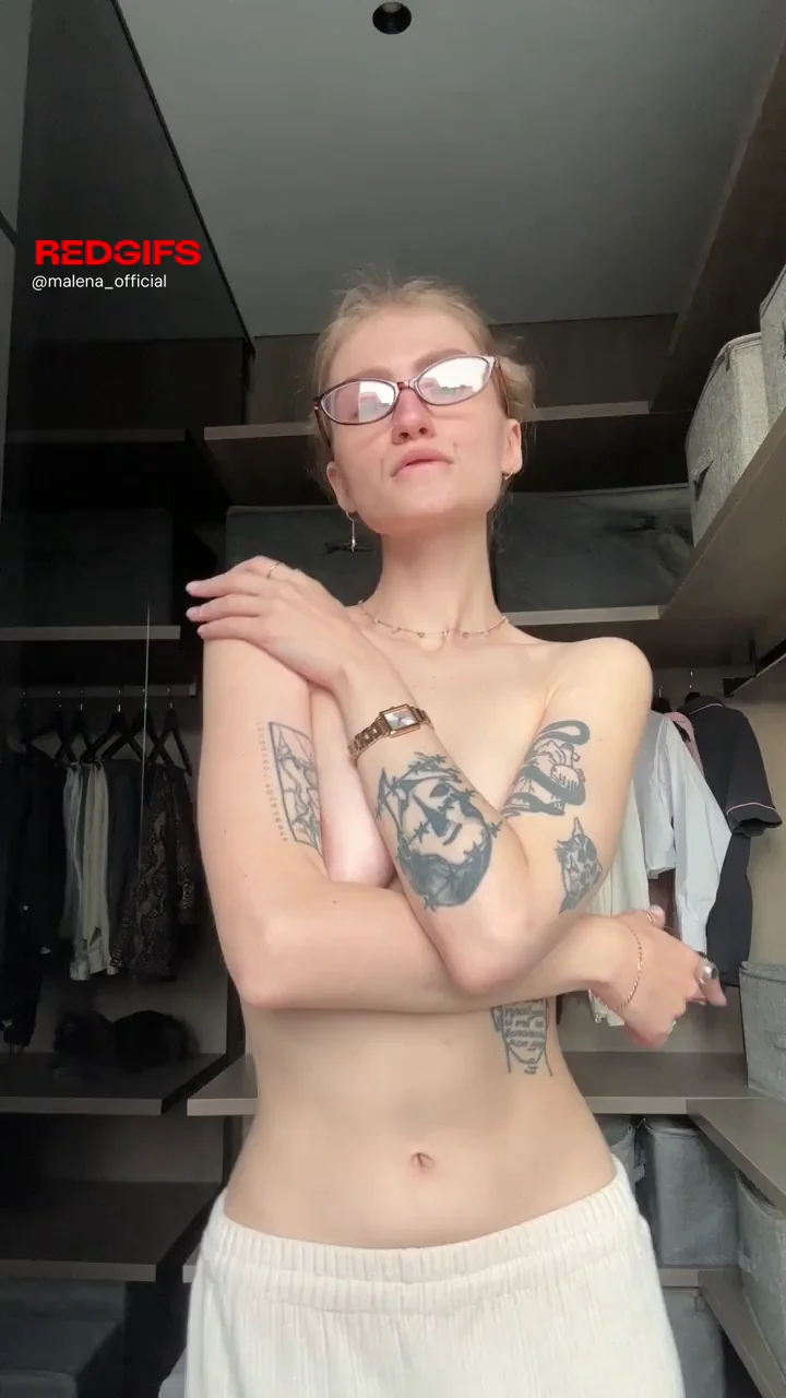 Two hands and two handbra options for better control