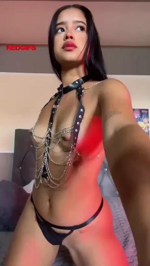 you know you want to have a sexy brunette like me in your bed
