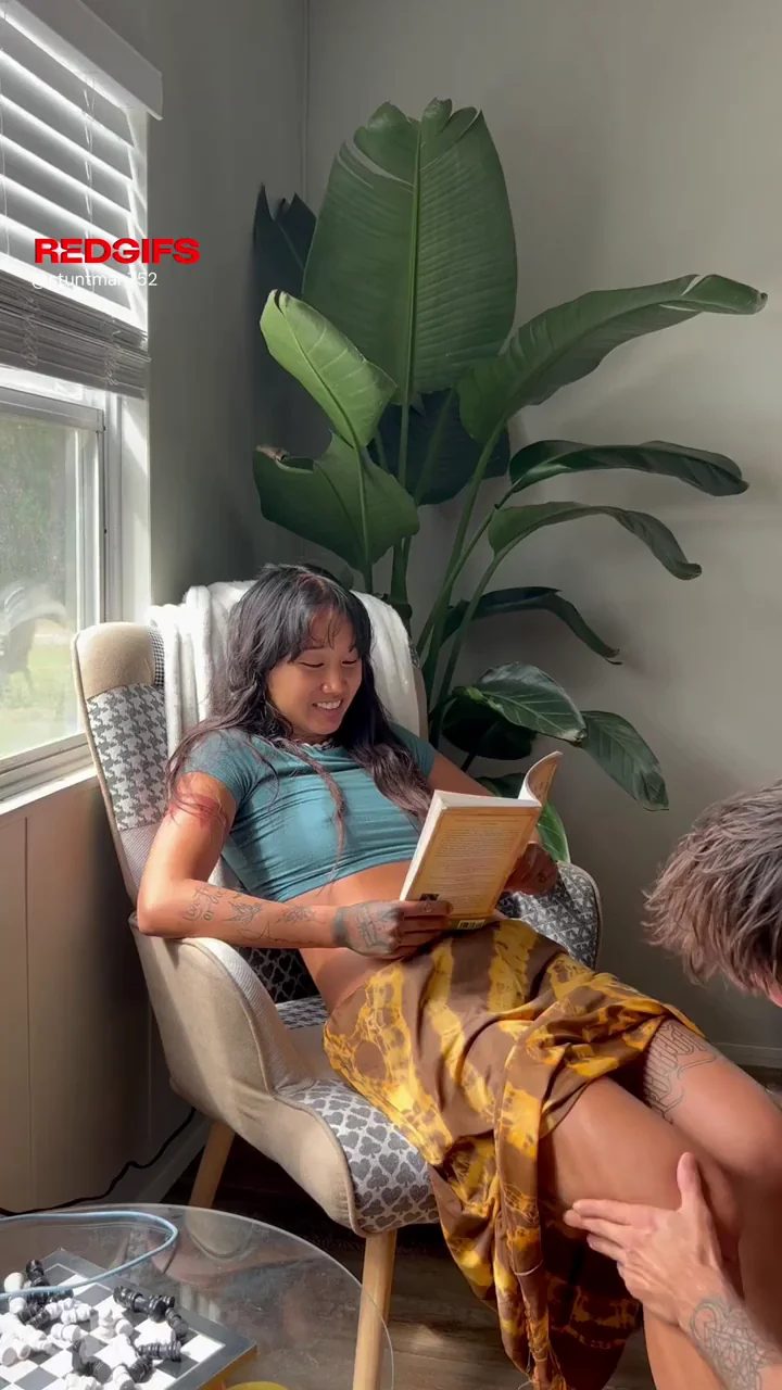 I can have her whenever I want 📖 😈