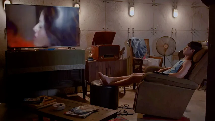 Ella V in Boso 2005. Via from the show "L" 2022