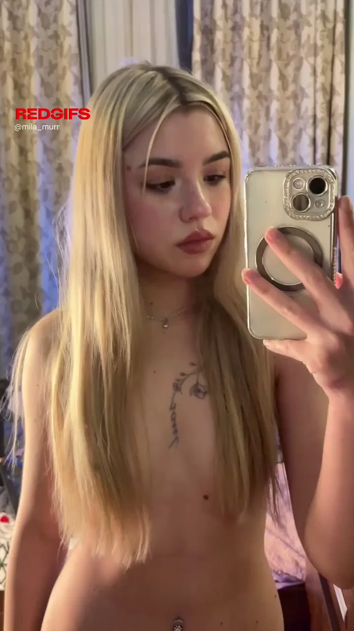 Petite Blonde Teen Teases Tiny Tits in Mirror Selfie 😍🍒