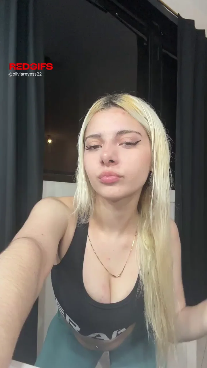 dad is so proud to her beautiful daughter