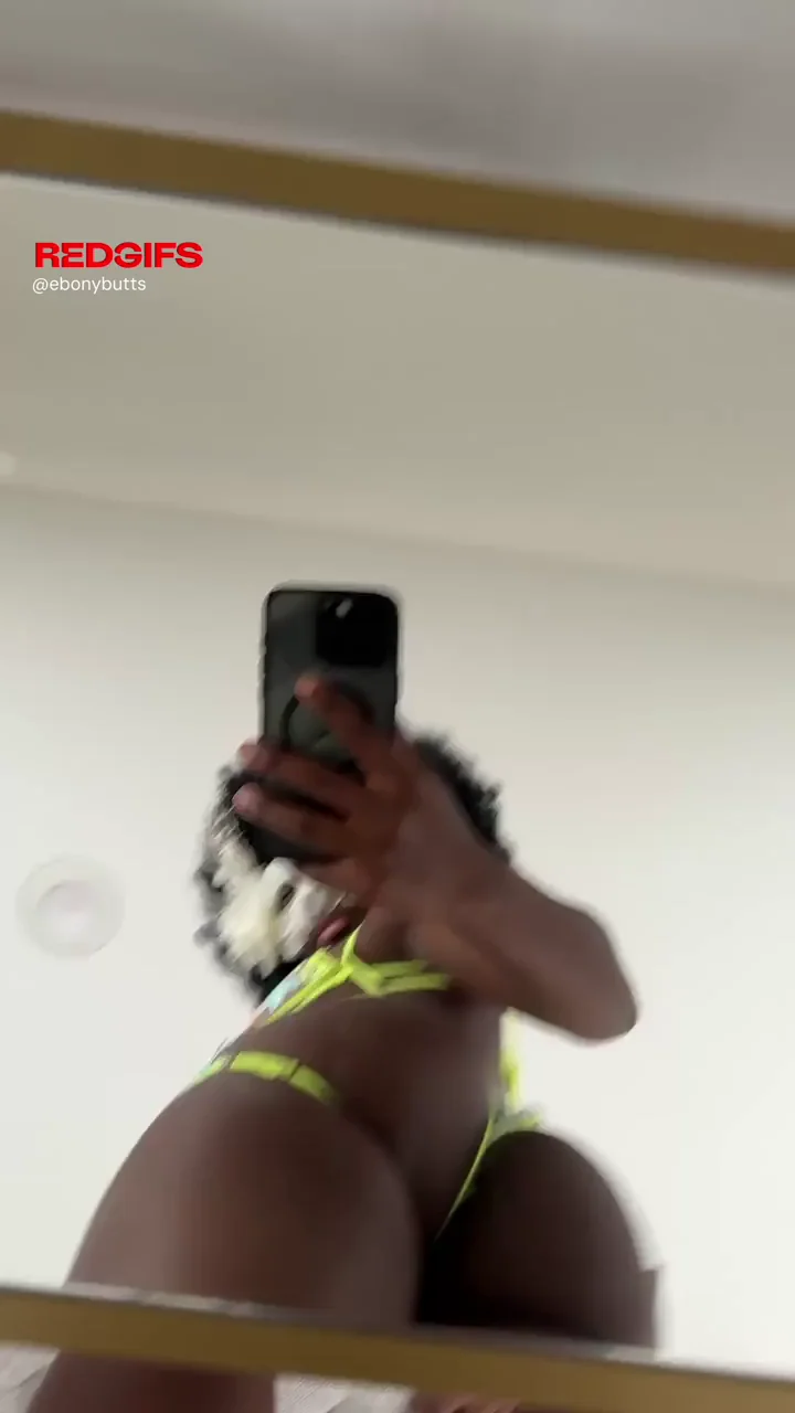 Ebony Bubble Butt Jiggles in Neon Thong