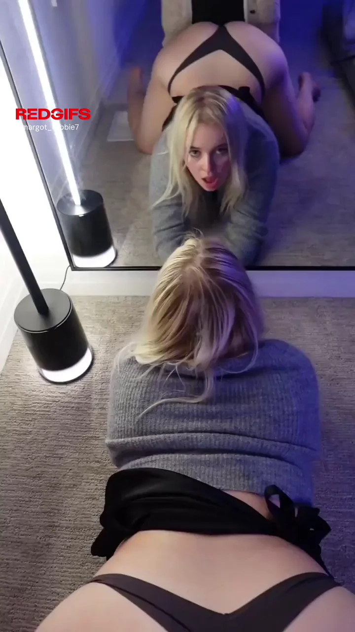 Mirror doggy is hot