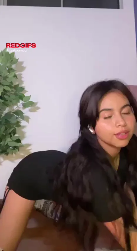 Am i hottie? F18