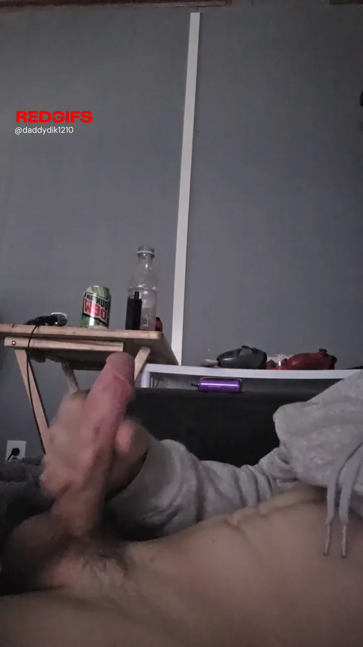 [30] Woke up with morning wood had to handle it myself no volunteers