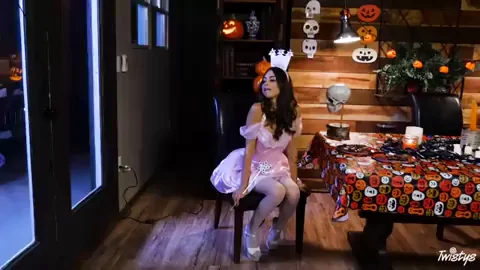 (TwistysHard) Riley Reid - Turning Tricks