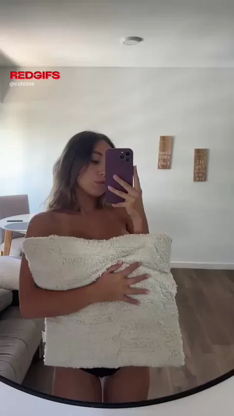 Took a titty selfie right after shower, looking clean enough to suck?