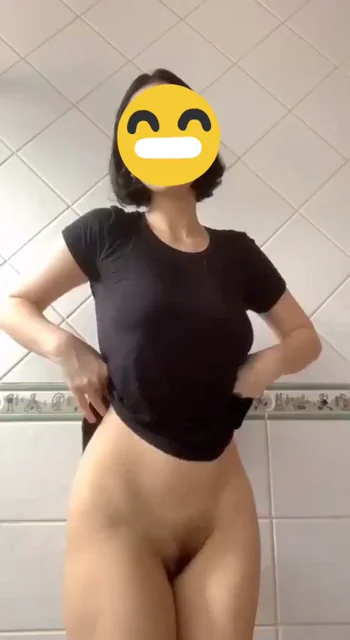 🍑 Proper Diet Unlocks This Thick Indian Figure! 🔥