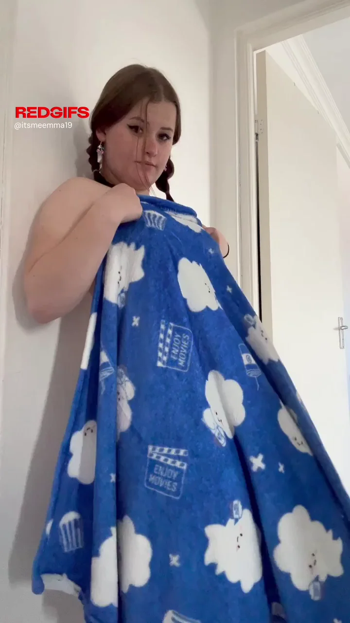 For the strong men here, would you be able to fuck me pinned against the wall?