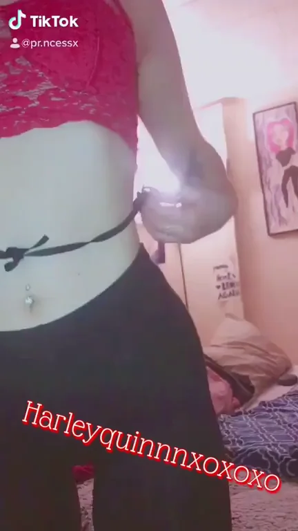 Cum See If This Harley Quinne Slut Is Naughty or Nice? 😈💦