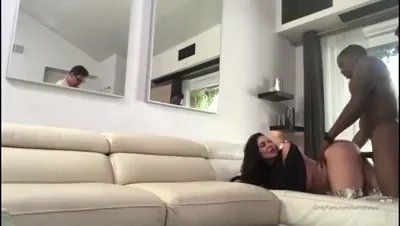 SUPER HOT MILF KENDRA LUST INTERRACIAL BTS (source inside)