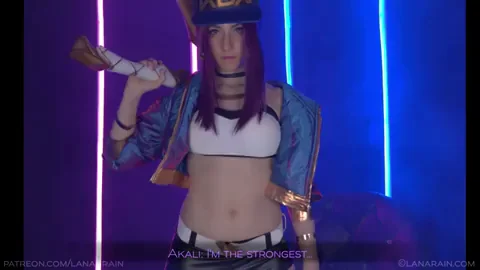 KDA Akali Invites You Backstage !!