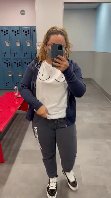 My gym is my favorite place to pull out my little tits