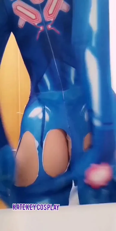 🍑 Samus' Shiny Booty Tease by Kate Key! 🔵