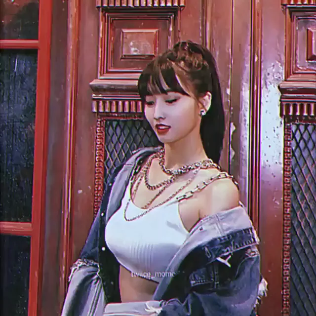 Twice- Momo
