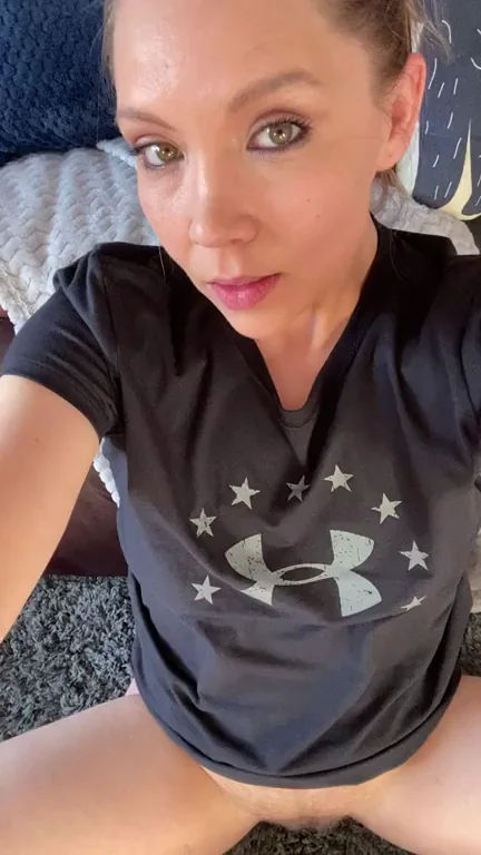 Mom of 3, would you fuck me? [OC]