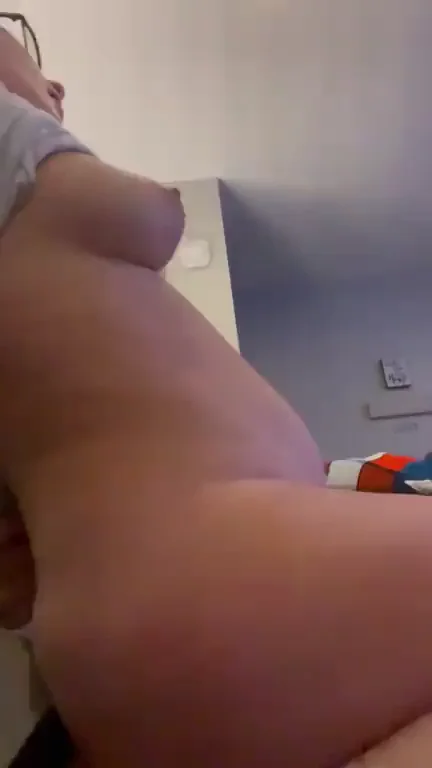 GF's Juicy Side Boob Bounce While Riding Dick 🍆💦