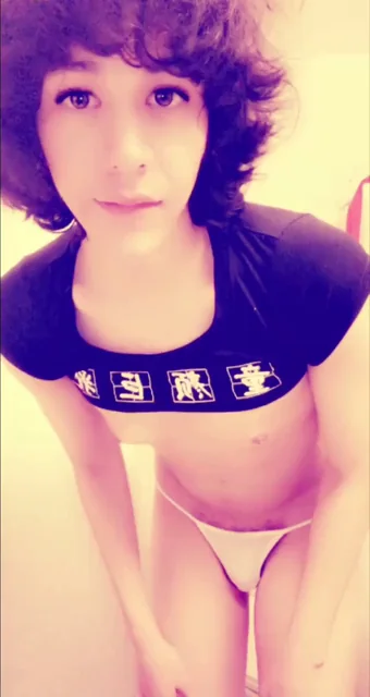 Haii daddy! Umm can I be your pretty girl?