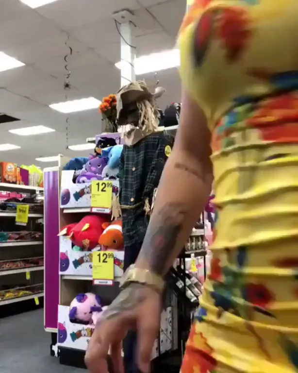 Poor Scarecrow Gets Twerked on in Toy Aisle