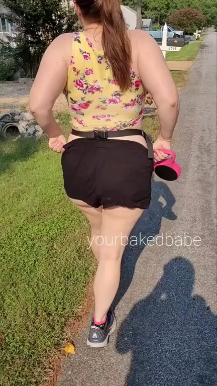 I can't believe I flashed my whole bottom without undies on?