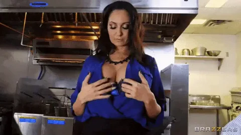 Unleash Those Massive Tits 🍈🍈🔥