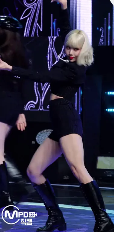 IZ*ONE - Eunbi