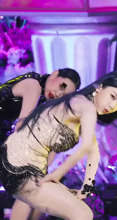 🔥 Karina's Slutty Stage Tease - aespa Kpop Fap Fuel 💦