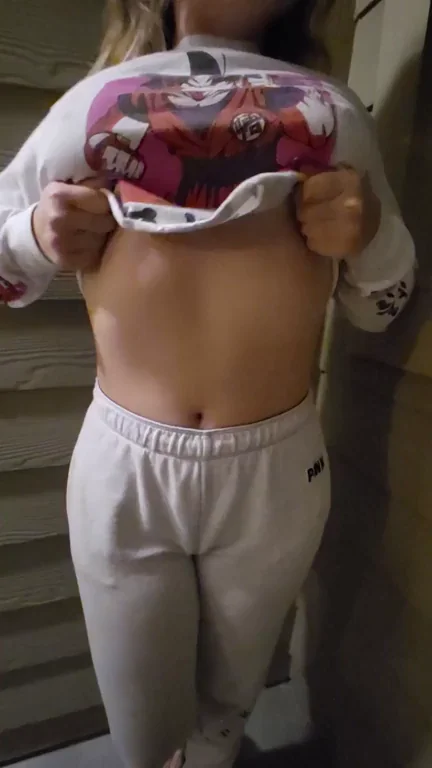 Busty Petite Slut Flashes Massive Tits Every Night! 🔥🍒
