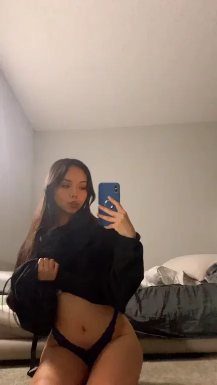 I hope you like my panties ?