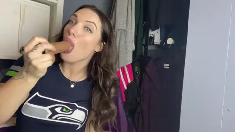 Seahawks beat the Jets - only one way to celebrate [OC][F]