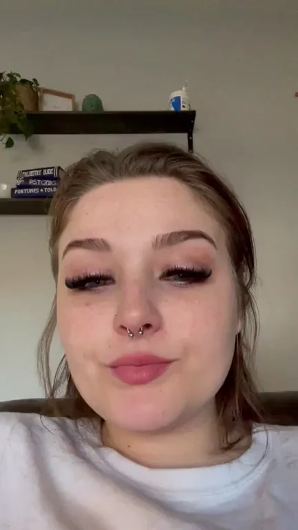 So Smooth Godpussy Spread! 😍✨