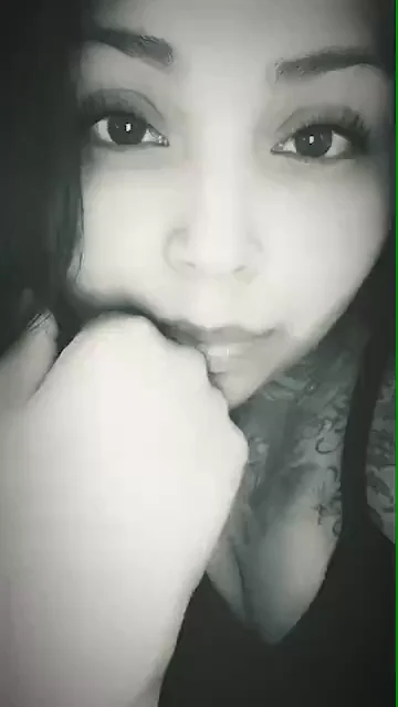 [IG] anyone follow??more of her on my profile