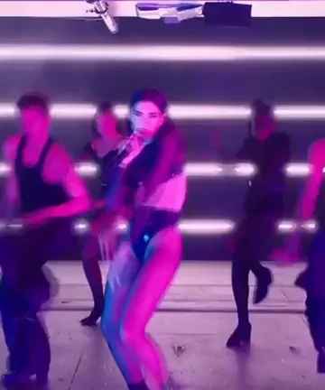 Dua Lipa's Juicy Booty Shaking on Stage 🍑🔥