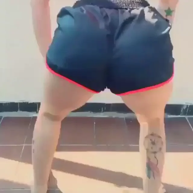 Big Ass Twerking