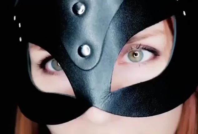 🔥 Masked Slut's Juicy BJ Ends in Massive Facial Cum Blast 💦😈