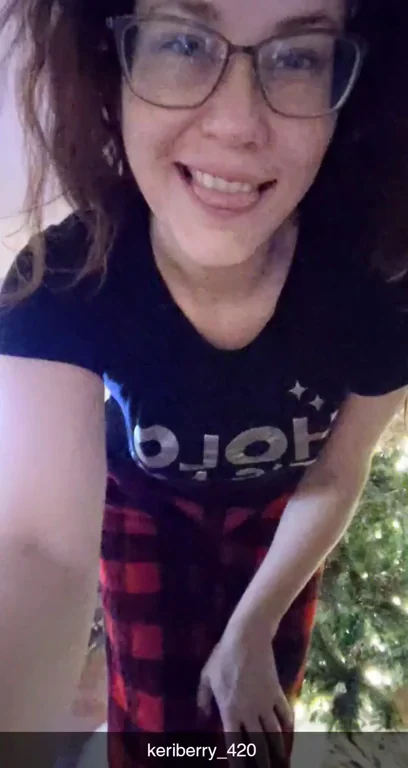 Only one or two custom slots left THIS WHOLE MONTH! Order your custom vid for Xmas now or miss out ?