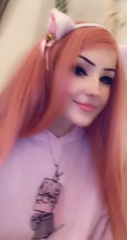 happy friday bbys!:3? sowwy i got drool on your hoodie :(