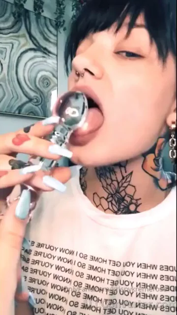 K*K*R? videos in comments