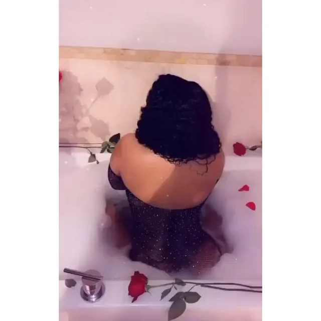Get her folder in comment