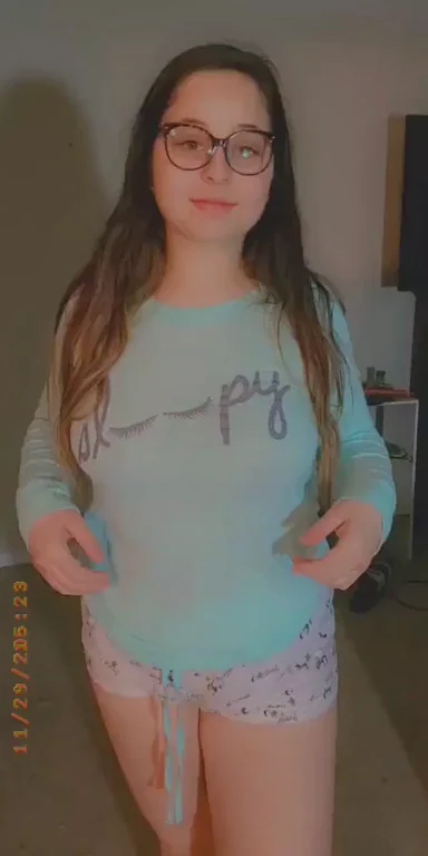 Anybody here actually know how to make me cum? These high school boys aren't cutting it anymore :( Barely [18] [OC] [F]