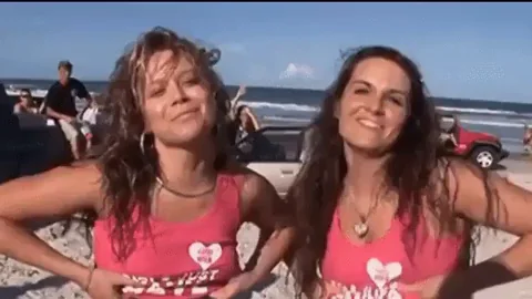 beach babe boobs flash