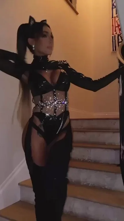 🎃 Bimbofied Halloween Kitty in Shiny Latex Slutwear 😻🔥