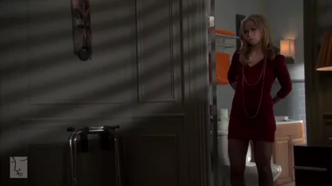 Julia Stiles in Blue