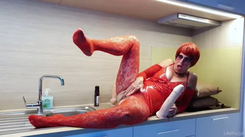 Horny Mature MILF Drains Cocks Twice in Kitchen Fuck Fest