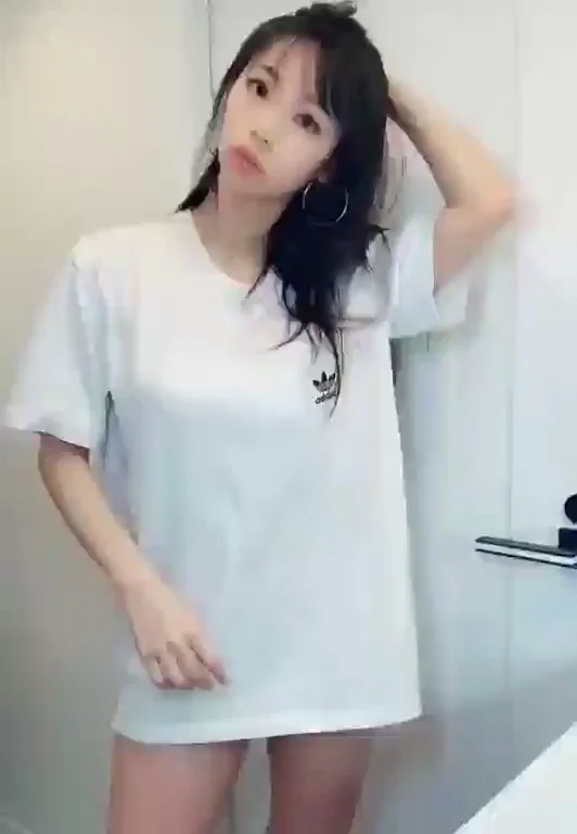 Asian allure (the reason why some men think asian women are the best women)