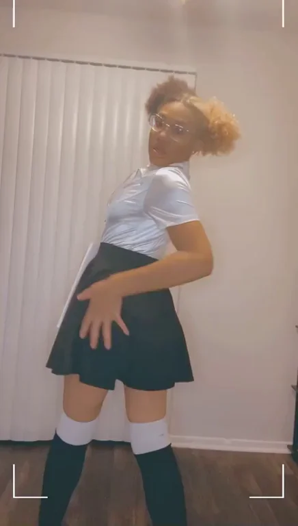 Sneaky Schoolgirl Booty Peek 🍑😈