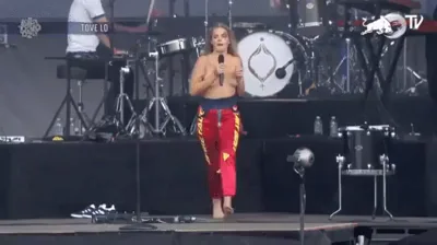 Tove Lo's Immaculate... Stage Presence