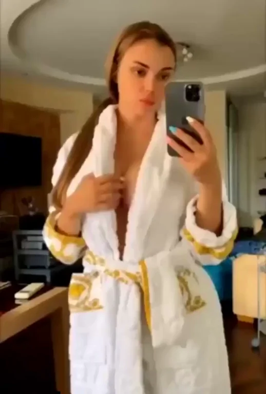 Slipping Off the Robe 😈👙