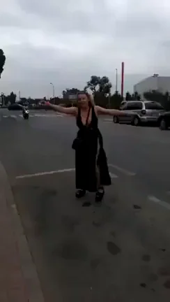 Slutty Dress Fail on the Street